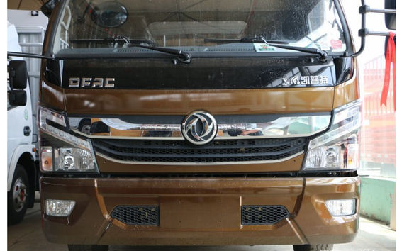 Cabina mais larga Diesel 4x4 Caminhão de carga Peso leve 5.5T Eixo traseiro nominal