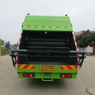 8CBM 7470kg Caminhão de descarte de lixo Caminhão compactador de resíduos Dongfeng